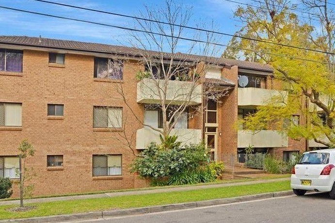 thumbnail image of 1 Doomben Ave EASTWOOD